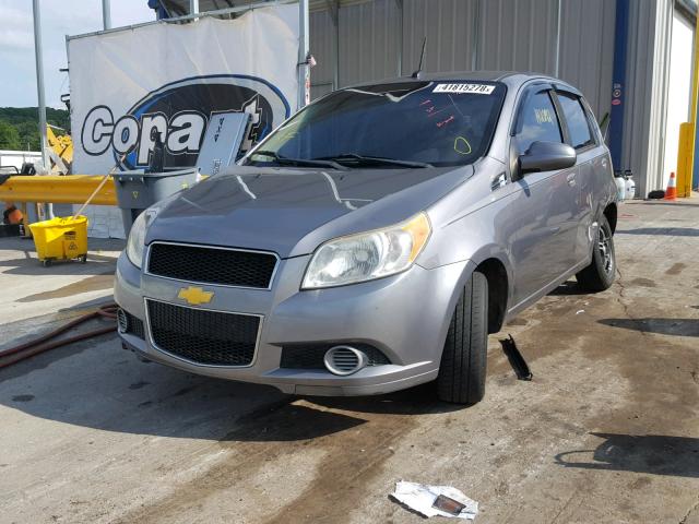 KL1TD6DE9AB132312 - 2010 CHEVROLET AVEO LS CHARCOAL photo 2