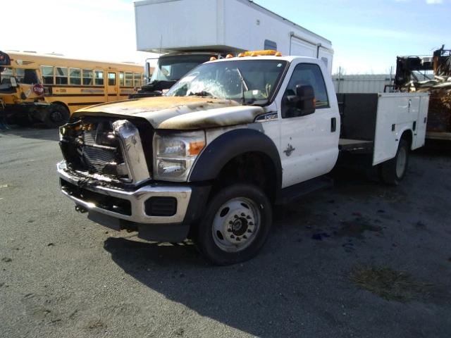 1FDTF4HT7BEA65849 - 2011 FORD 450 SUPER WHITE photo 2