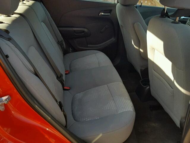 1G1JA6SHXC4115024 - 2012 CHEVROLET SONIC LS 红色 照片 6