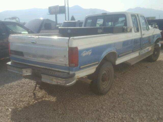 1FTHX26M7NKB17140 - 1992 FORD F250 TWO TONE photo 4