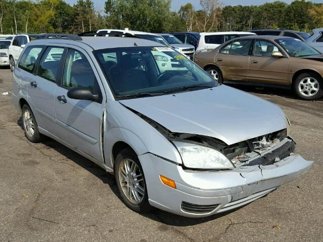 1FAFP36NX6W123746 - 2006 FORD FOCUS SILVER photo 1