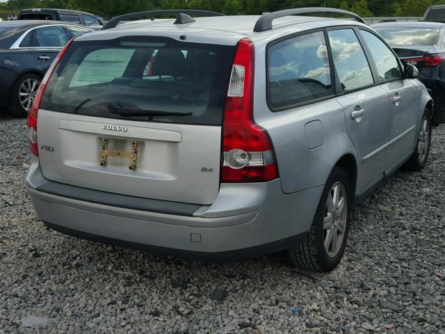 YV1MW382162153291 - 2006 VOLVO V50 2.4I SILVER photo 4