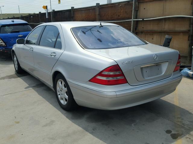 WDBNG70J51A152160 - 2001 MERCEDES-BENZ S 430 SILVER photo 3