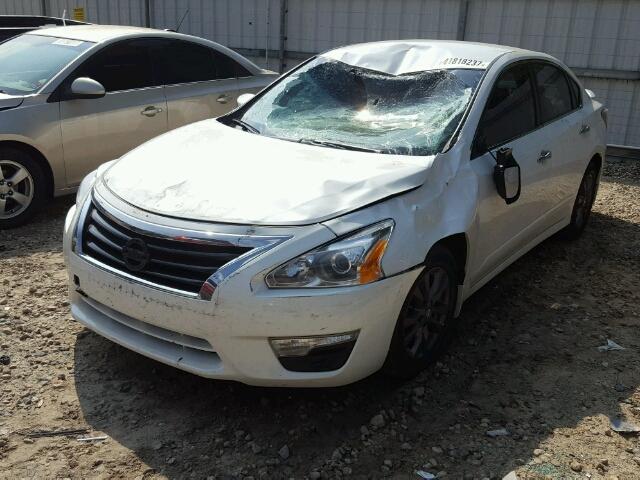 1N4AL3AP8FN919822 - 2015 NISSAN ALTIMA 2.5 WHITE photo 2