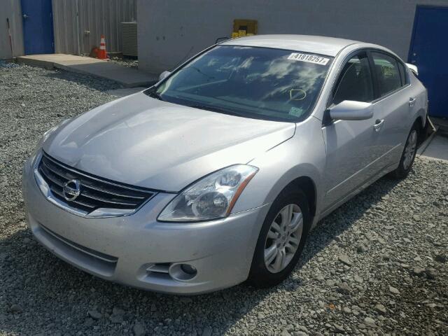 1N4AL2AP0BN415639 - 2011 NISSAN ALTIMA BAS SILVER photo 2