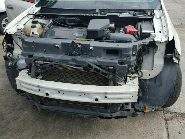 2FMDK4JC3BBB38799 - 2011 FORD EDGE SEL WHITE photo 7