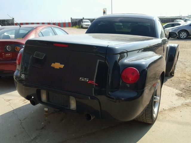 1GCES14P03B102954 - 2003 CHEVROLET SSR 黑色 照片 4