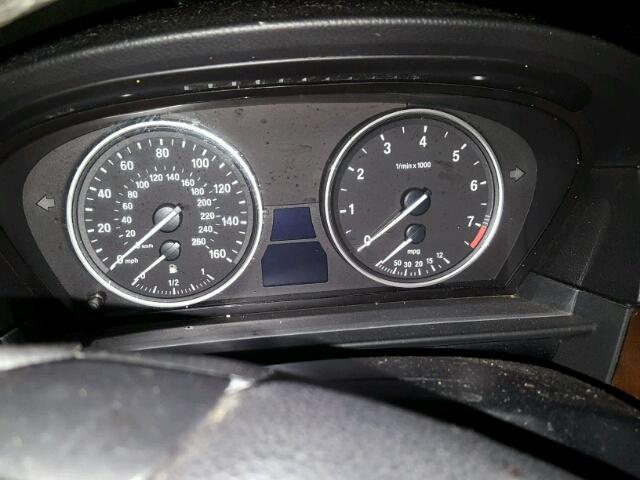 WBANU5C59AC128538 - 2010 BMW 528 BLACK photo 8