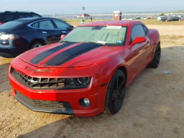 2G1FT1EW1A9208327 - 2010 CHEVROLET CAMARO RED photo 2