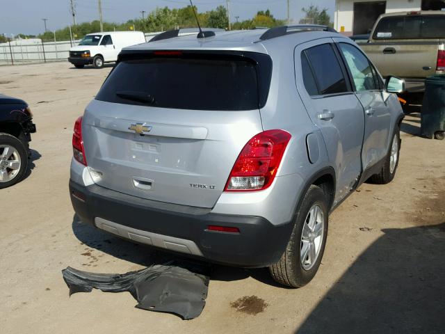 3GNCJLSBXGL160627 - 2016 CHEVROLET TRAX SILVER photo 4