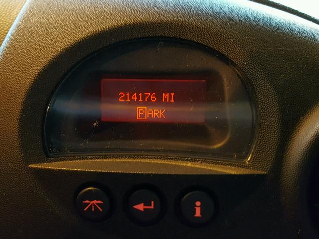 2G2WP542751193066 - 2005 PONTIAC GRAND PRIX ლურჯი ფოტო 8