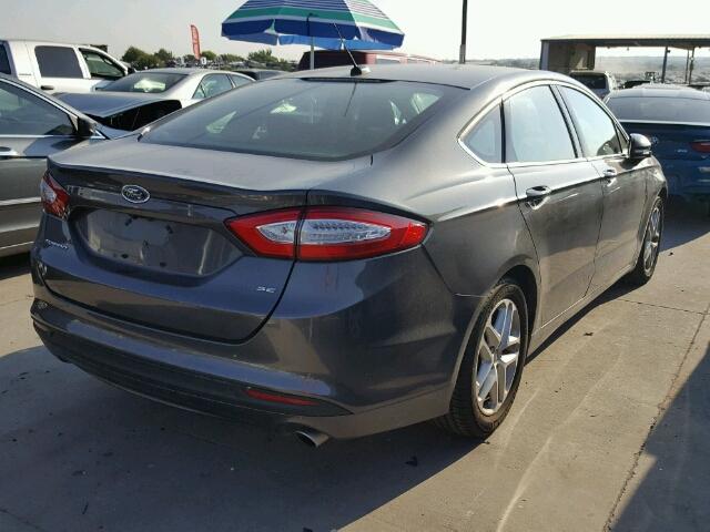 3FA6P0H72GR392034 - 2016 FORD FUSION SE CHARCOAL photo 4