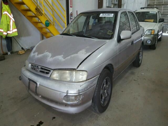 KNAFA124XV5283947 - 1997 KIA SEPHIA SILVER photo 2