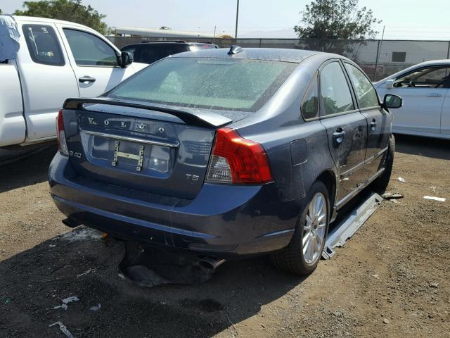 YV1672MS3B2538853 - 2011 VOLVO S40 T5 BLUE photo 4