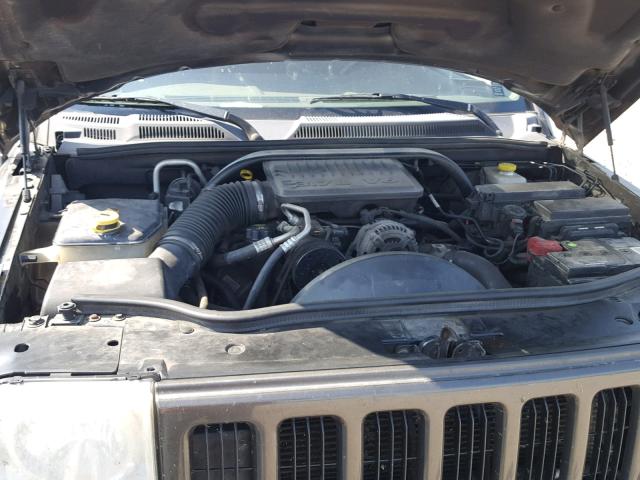 1J8HG48K16C273556 - 2006 JEEP COMMANDER CHARCOAL photo 7