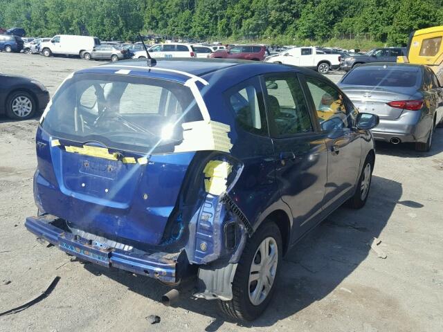 JHMGE8H27AS022103 - 2010 HONDA FIT BLUE photo 4