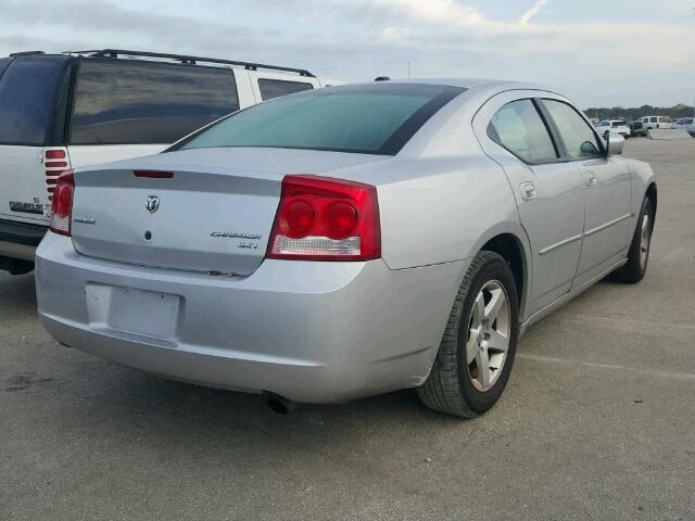 2B3CA3CV3AH231718 - 2010 DODGE CHARGER SX SILVER photo 4