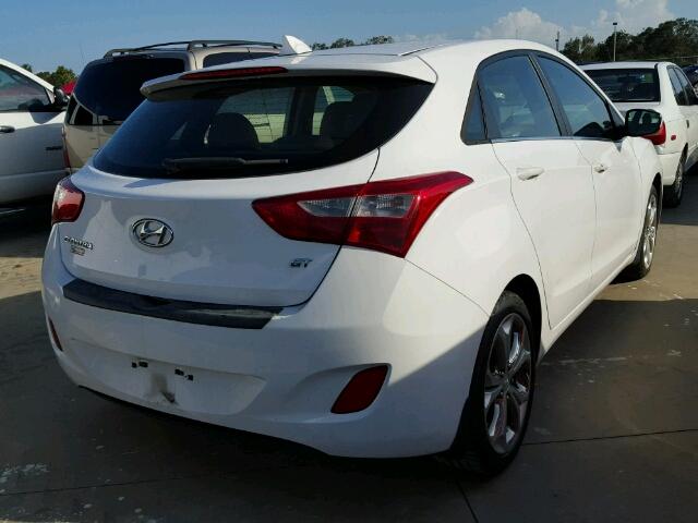 KMHD35LE3DU081082 - 2013 HYUNDAI ELANTRA GT WHITE photo 4