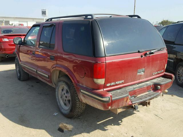 1GNDT13WXW2187671 - 1998 CHEVROLET BLAZER BURGUNDY photo 3