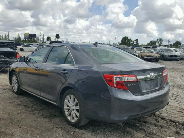 4T1BK1FK4CU519577 - 2012 TOYOTA CAMRY GRAY photo 3