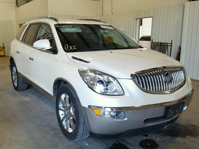 5GAKRBED8BJ174905 - 2011 BUICK ENCLAVE CX WHITE photo 1