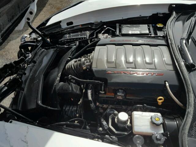 1G1YA2D76H5111081 - 2017 CHEVROLET CORVETTE S WHITE photo 7