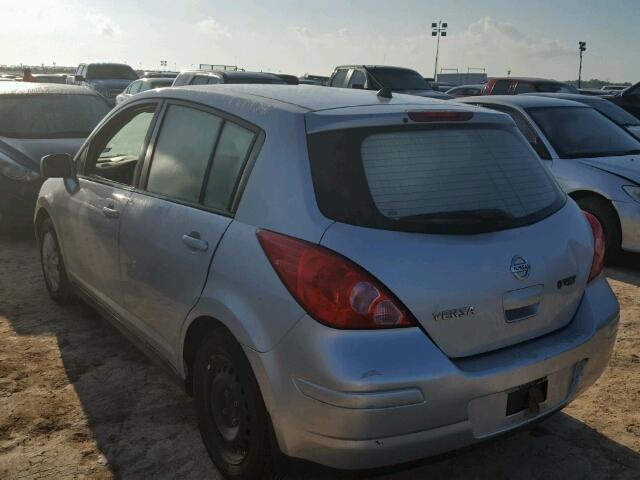 3N1BC1CP7AL426516 - 2010 NISSAN VERSA S GRAY photo 3