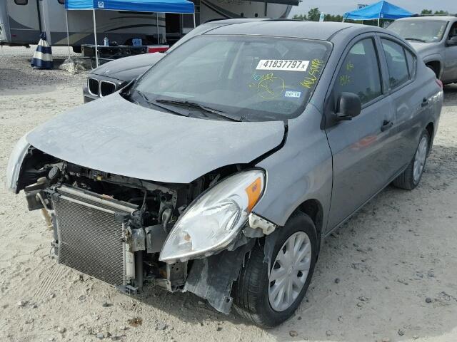 3N1CN7AP4CL943831 - 2012 NISSAN VERSA SILVER photo 2