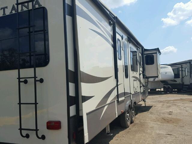 4YDF37324H4703030 - 2017 KEYSTONE MONTANA WHITE photo 4