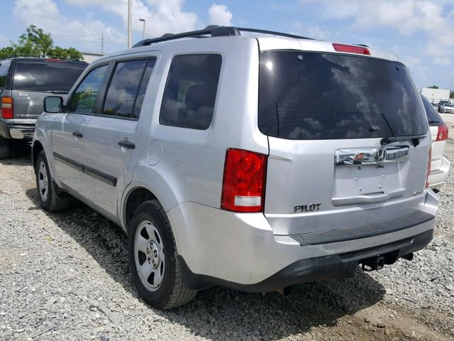 5FNYF4H26CB005806 - 2012 HONDA PILOT LX SILVER photo 3