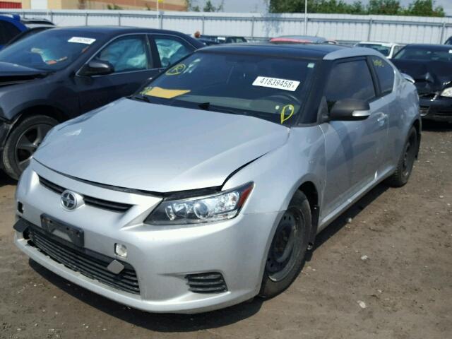 JTKJF5C77B3000967 - 2011 TOYOTA SCION TC 银色 照片 2