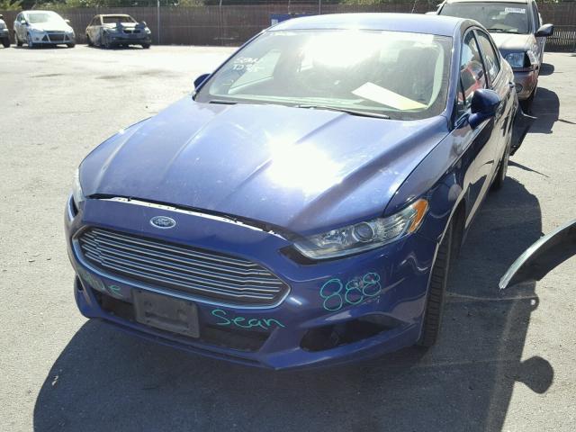 1FA6P0H70E5398057 - 2014 FORD FUSION SE BLUE photo 2