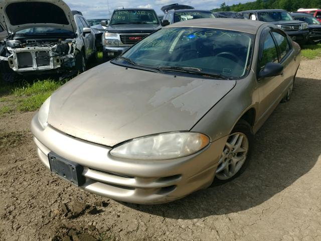 2B3HD46R52H237362 - 2002 DODGE INTREPID S GOLD photo 2