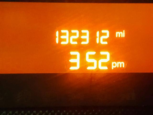 3C6TRVNG5HE522865 - 2017 RAM PROMASTER WHITE photo 8