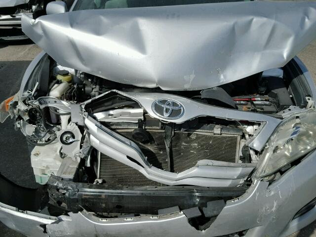 4T1BF3EK3BU747635 - 2011 TOYOTA CAMRY BASE SILVER photo 7