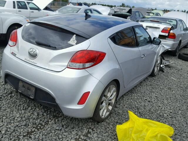 KMHTC6AD8CU049917 - 2012 HYUNDAI VELOSTER B SILVER photo 4