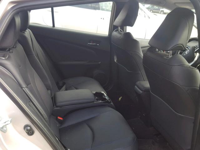 JTDKARFP6H3013568 - 2017 TOYOTA PRIUS PRIM ვერცხლისფერი ფოტო 6