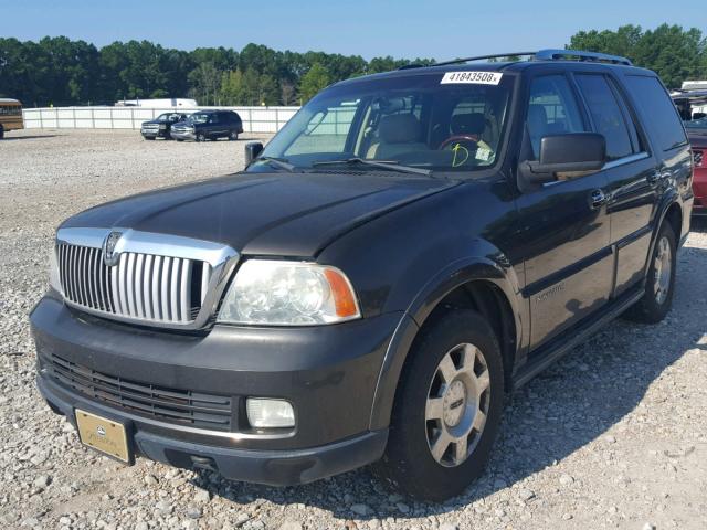 5LMFU27505LJ13876 - 2005 LINCOLN NAVIGATOR 石墨色 照片 2