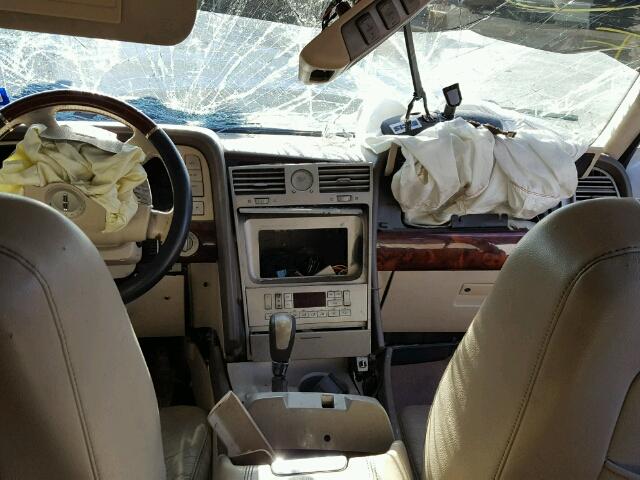 5LMFU28R04LJ08872 - 2004 LINCOLN NAVIGATOR Ağ foto 9