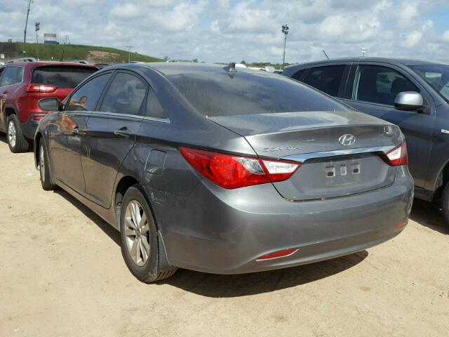 5NPEB4AC3BH124298 - 2011 HYUNDAI SONATA GRAY photo 3