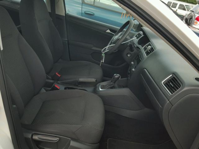 3VW2K7AJ5CM320917 - 2012 VOLKSWAGEN JETTA BASE WHITE photo 5