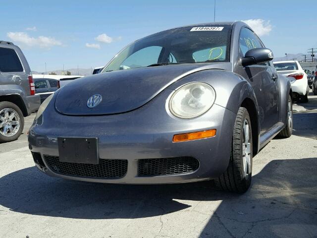 3VWPW31C46M408558 - 2006 VOLKSWAGEN NEW BEETLE GRAY photo 2