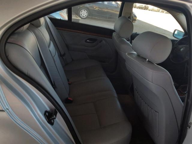 WBADT43422GZ97928 - 2002 BMW 525 I AUTO SILVER photo 6