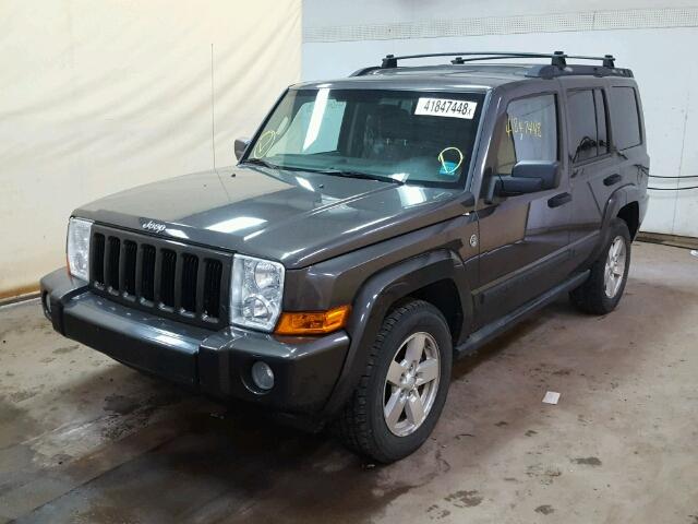 1J8HG48N46C274971 - 2006 JEEP COMMANDER BROWN photo 2