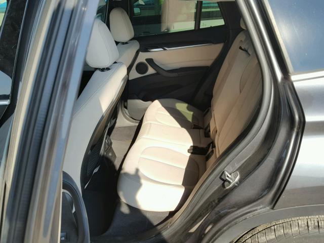 WBXHT3Z3XG4A48929 - 2016 BMW X1 XDRIVE2 Gris foto 6