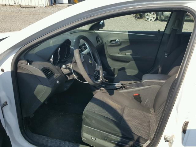 1G1ZC5EB6AF275160 - 2010 CHEVROLET MALIBU 1LT WHITE photo 5