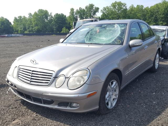 WDBUF87J46X180773 - 2006 MERCEDES-BENZ E 350 4MAT GRAY photo 2