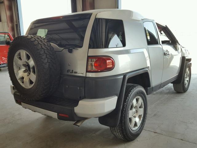 JTEBU11F870063469 - 2007 TOYOTA FJ CRUISER SILVER photo 4