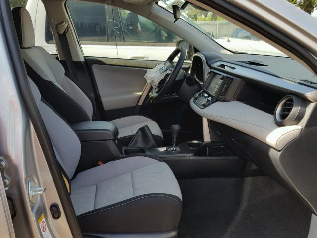 JTMWFREV2JJ170776 - 2018 TOYOTA RAV4 ADVEN SILVER photo 5