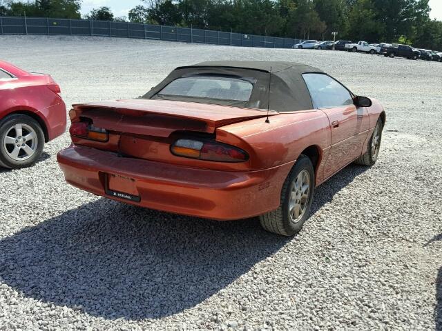 2G1FP32K422119329 - 2002 CHEVROLET CAMARO ORANGE photo 4